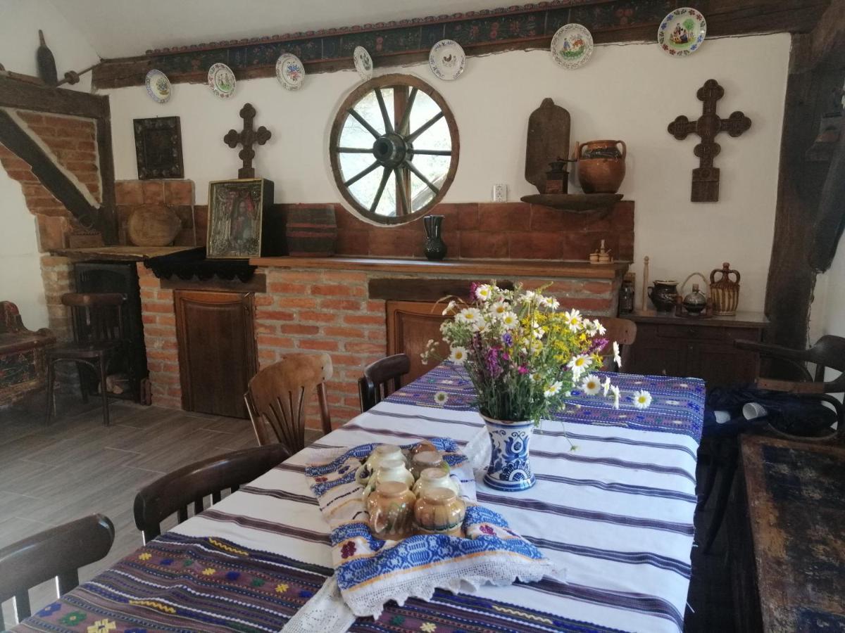 Casa Traditionala Transilvaneana Rucar  외부 사진